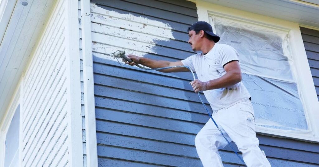 pose de peinture exterieur sur bardage en bois